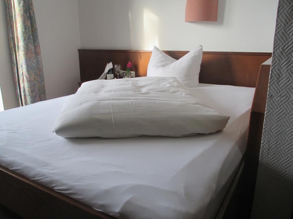 Adler Golf-& Tagungshotel Harth-Poellnitz ภายนอก รูปภาพ