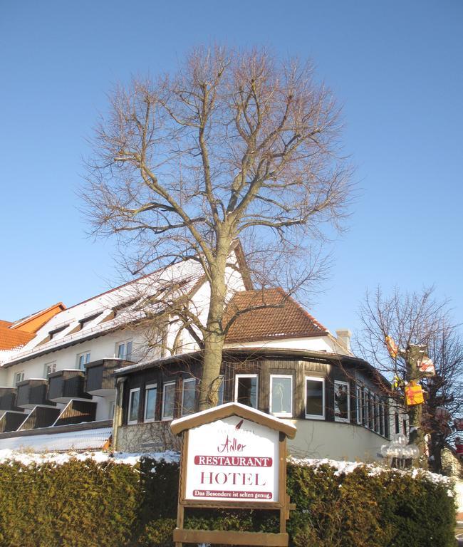 Adler Golf-& Tagungshotel Harth-Poellnitz ภายนอก รูปภาพ